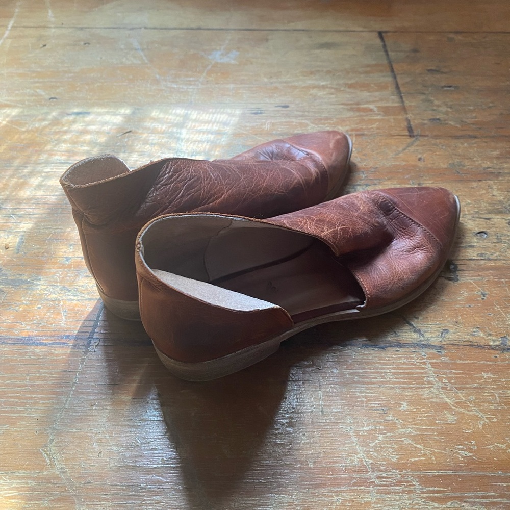 Free People royale flat - whiskey